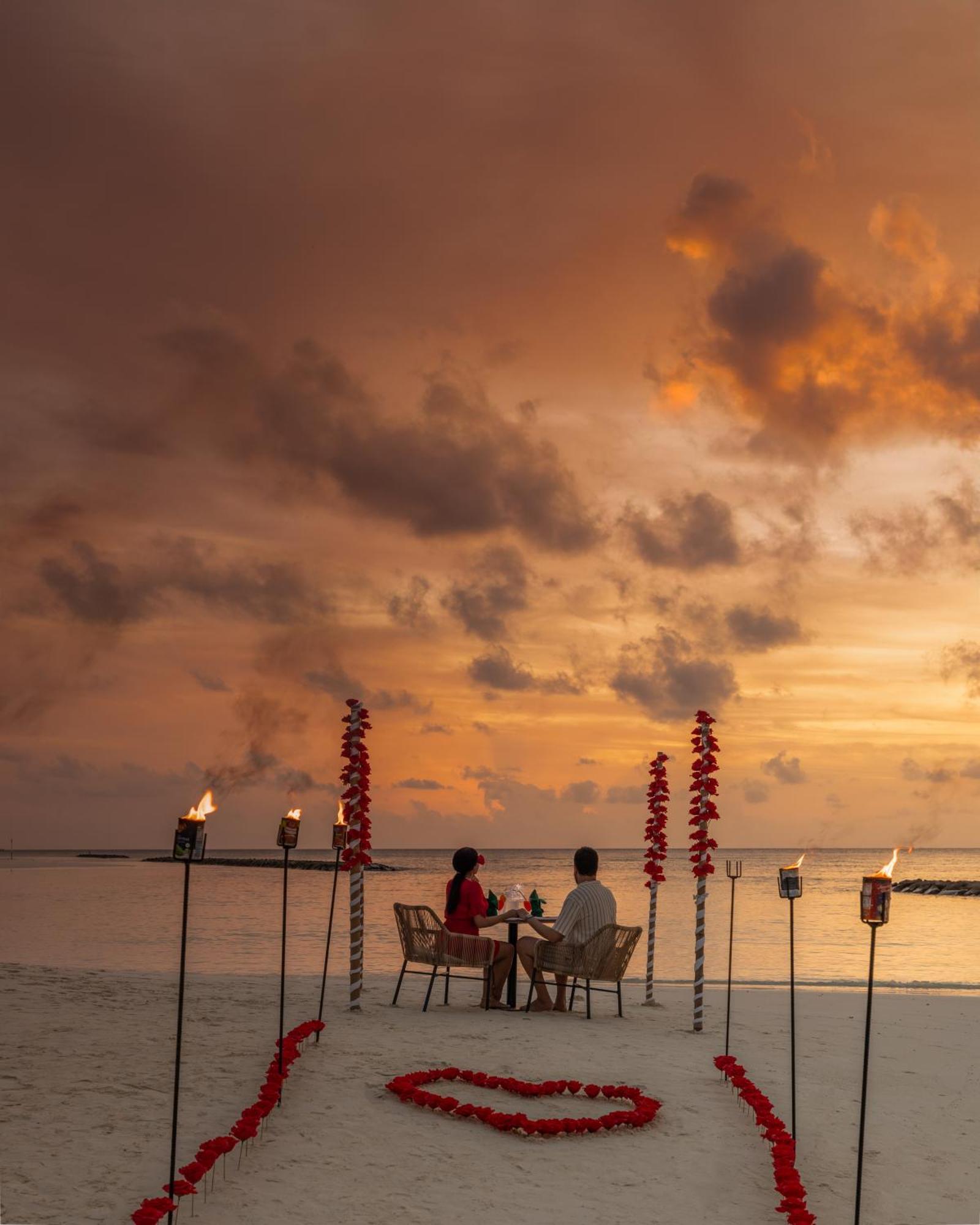 Kinan Retreat Hotel Đảo Đảo Fulidhoo Ngoại thất bức ảnh